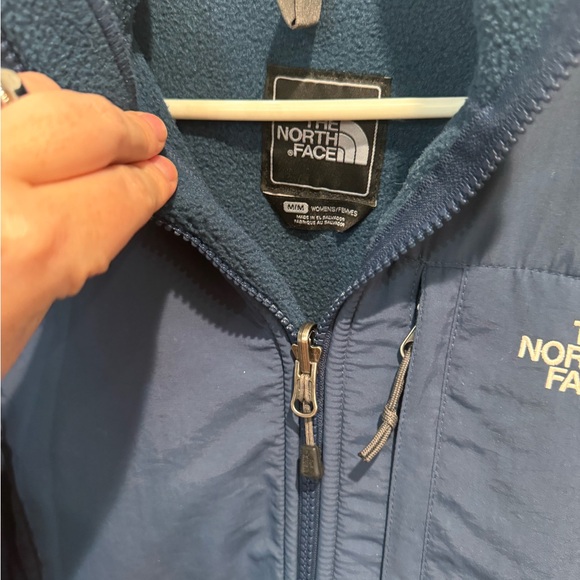 The north face hooded fleece coat - Picture 2 of 4